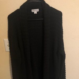 Ava Viv Shoer soft all black cardigan